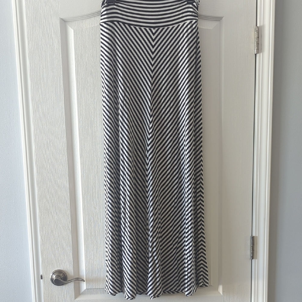 Merona Black and White Chevron Maxi Skirt